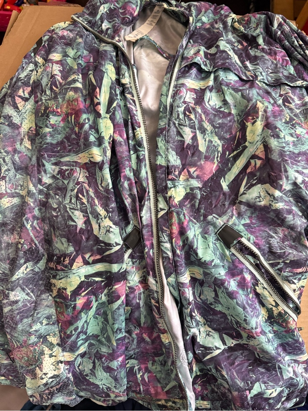 lululemon jacket